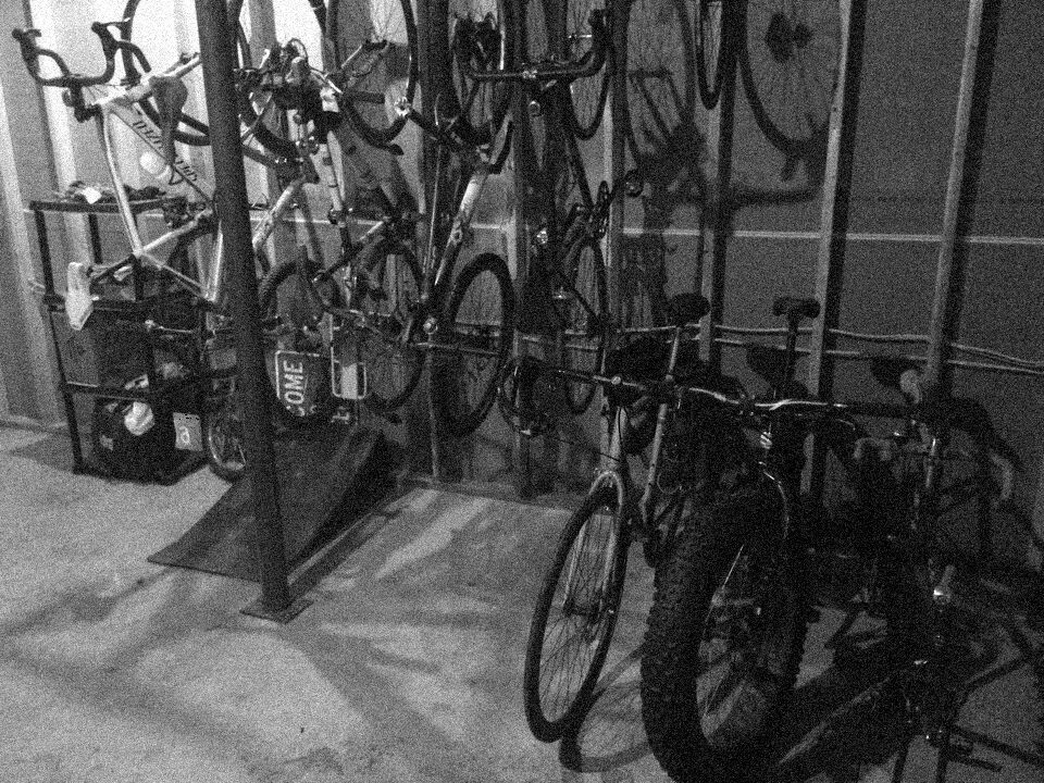 2024-10-24-bikeshed_002.JPG