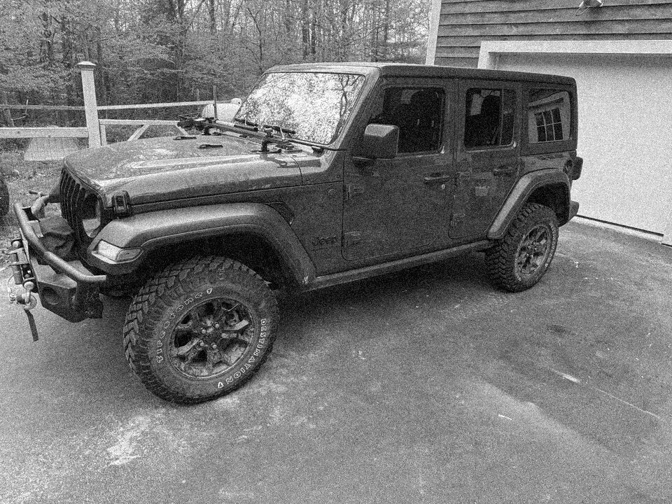 2025-01-09-jeep_002_after_lift.JPEG